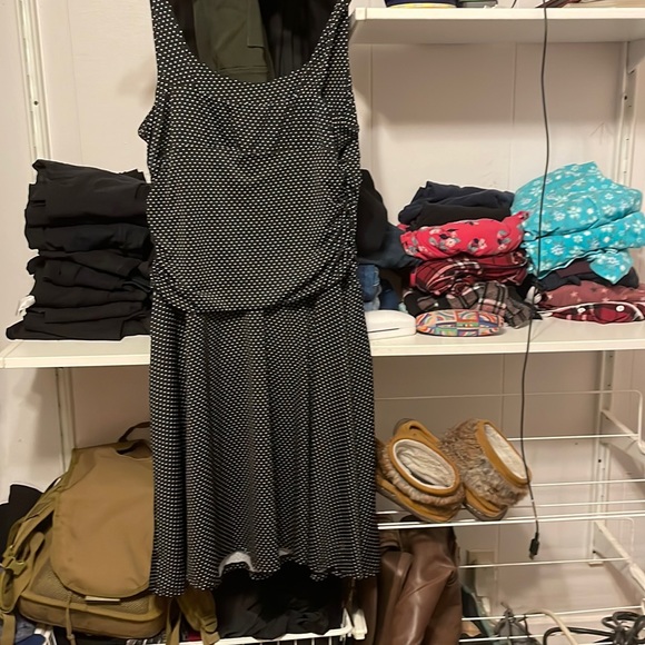 Sleeveless dress plus size - Picture 2 of 2